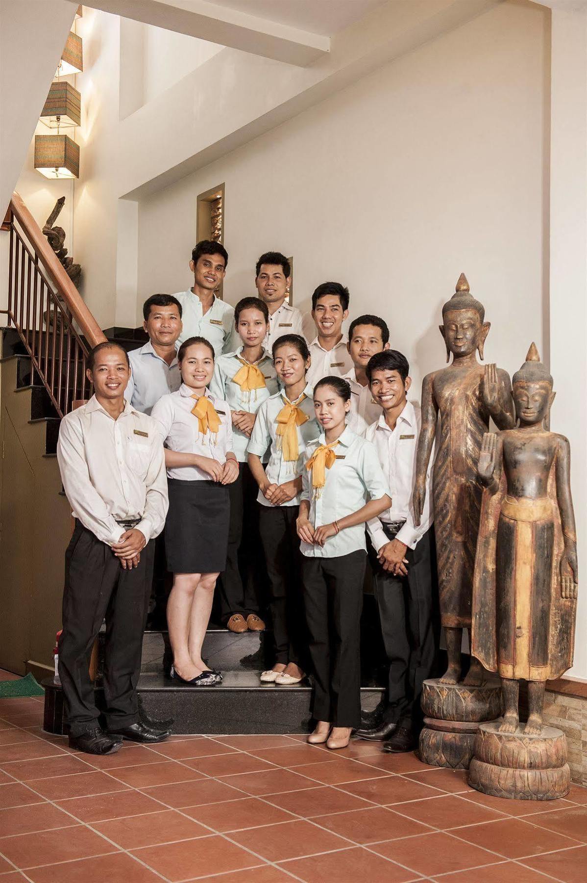 One Up - Banana Hotel Phnom Penh Exterior foto