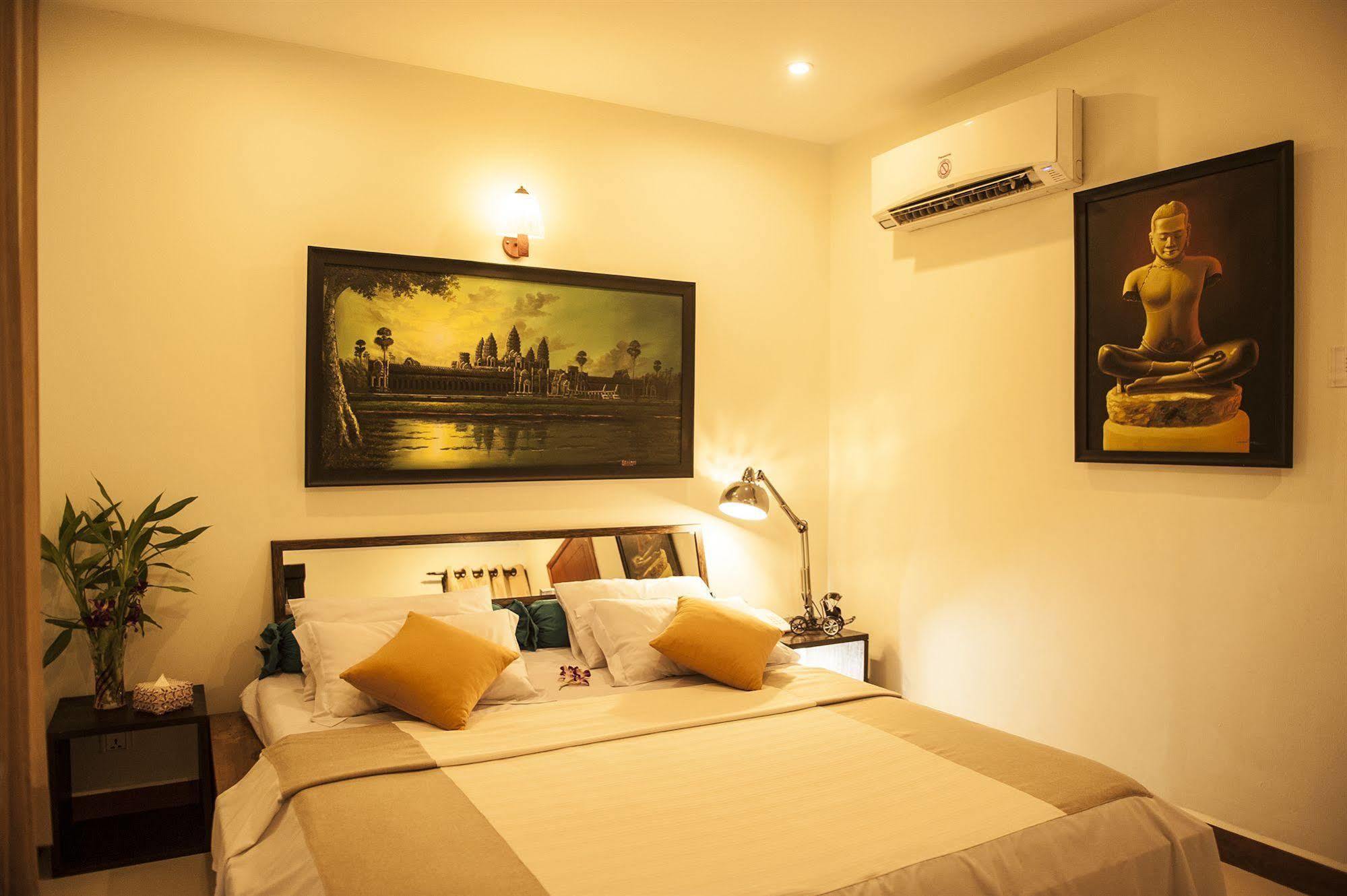 One Up - Banana Hotel Phnom Penh Exterior foto